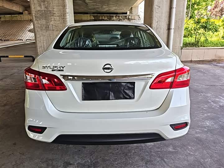 Фото 6 - Nissan Sylphy