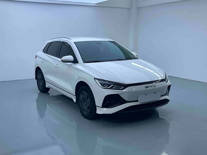2023 BYD E2