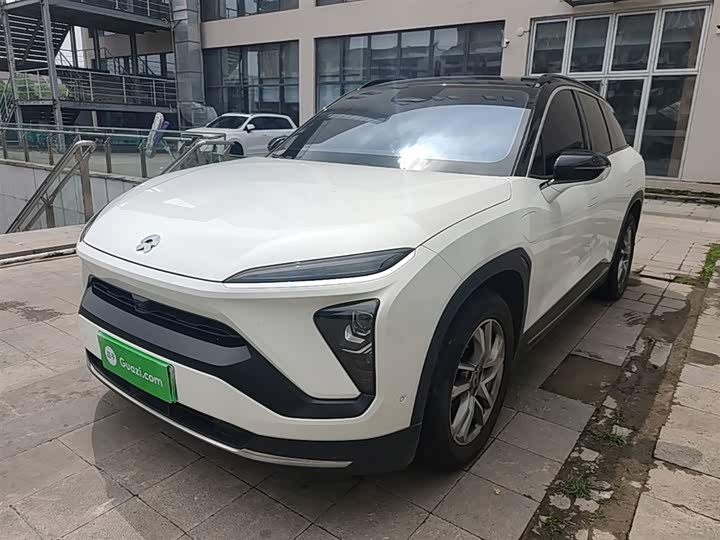 Фото 2 - Nio ES6