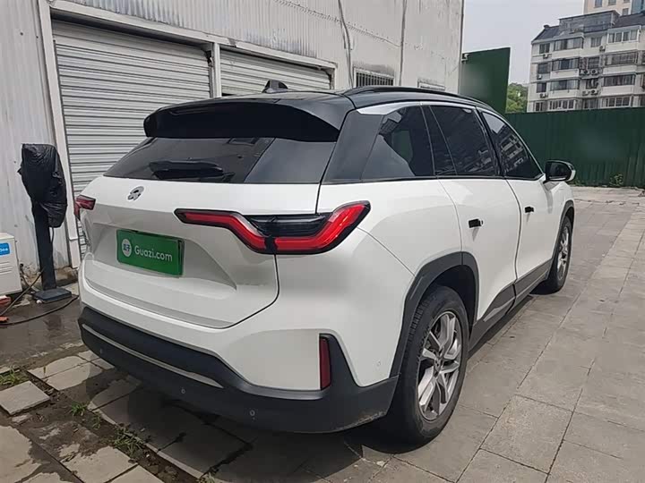Фото 7 - Nio ES6