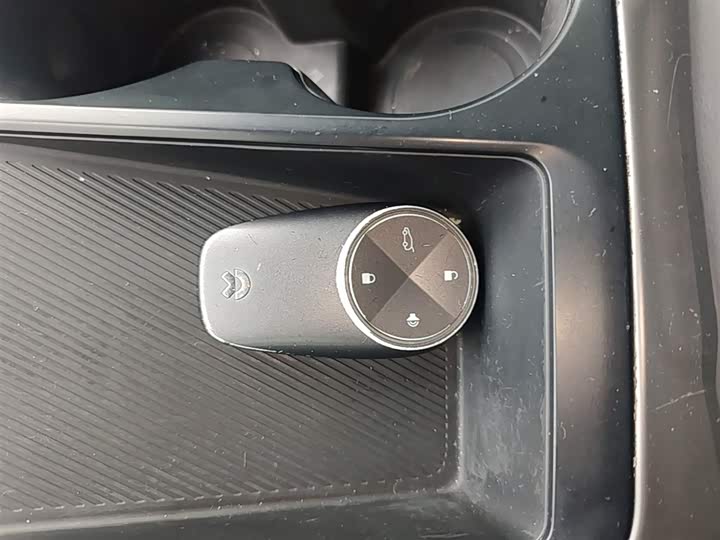 Фото 9 - Nio ES6