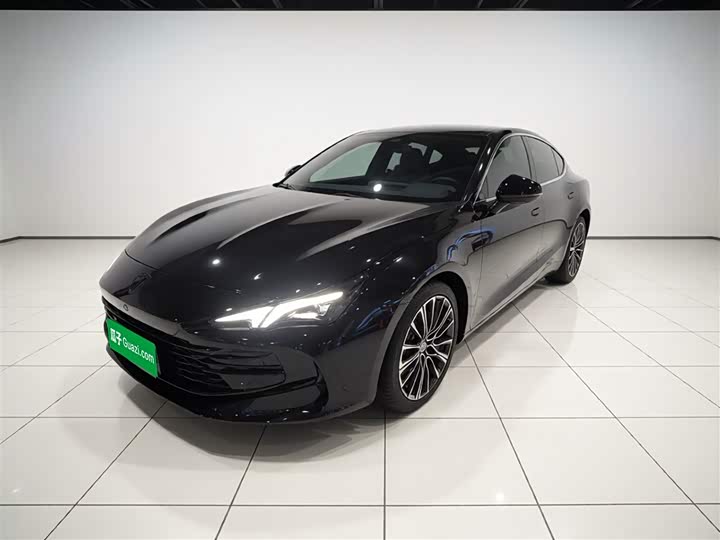 MG Motor 7 2025 2025款 2.0T 405 AT奢享版