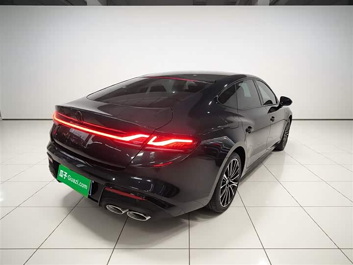MG Motor 7 2025 2025款 2.0T 405 AT奢享版
