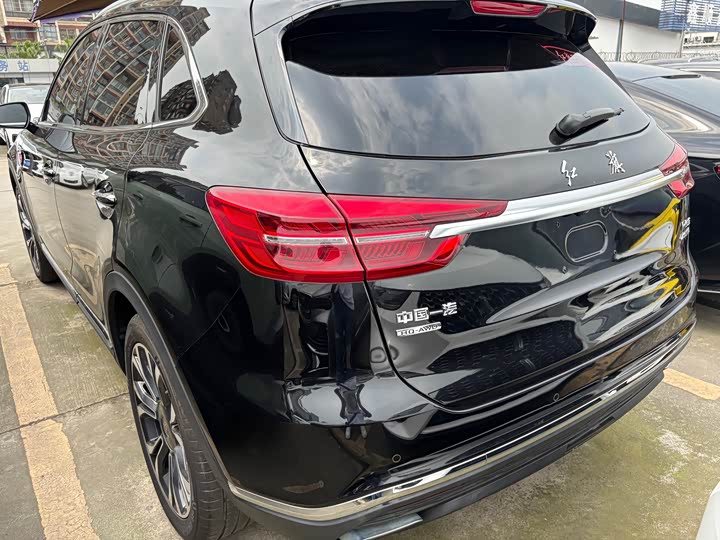 Фото 6 - Hongqi HS5