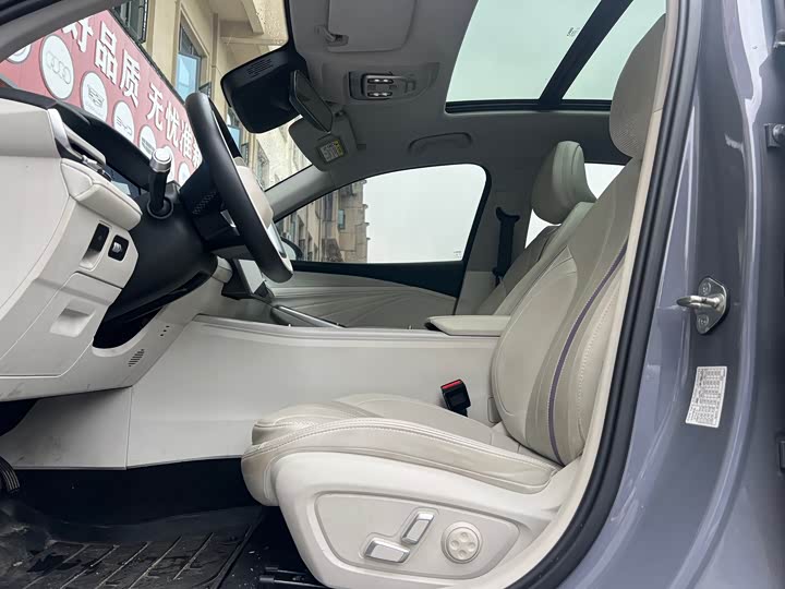 Geely Preface L 2024 2024款 油混 1.5TD 天宫版