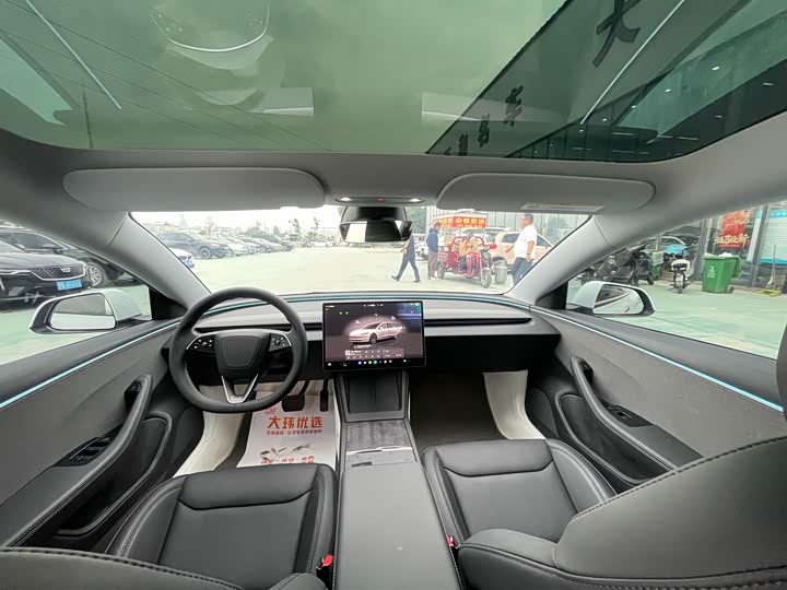 Tesla Model 3 2025 2025款 改款 后轮驱动版