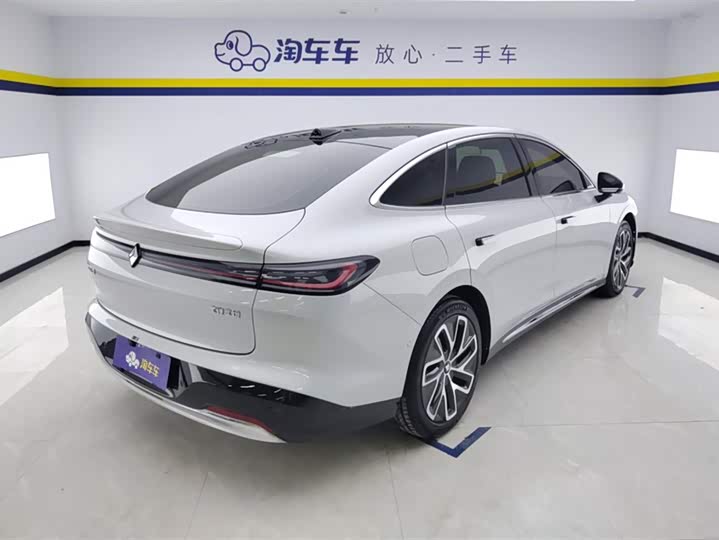 Baojun Xiangjing 2025 2025款 插混 140km专车版