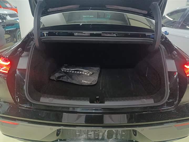 Фото 4 - Geely Galaxy Starshine 8 EM-i