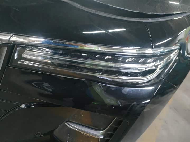 Zdjęcie 5 - Hongqi H5