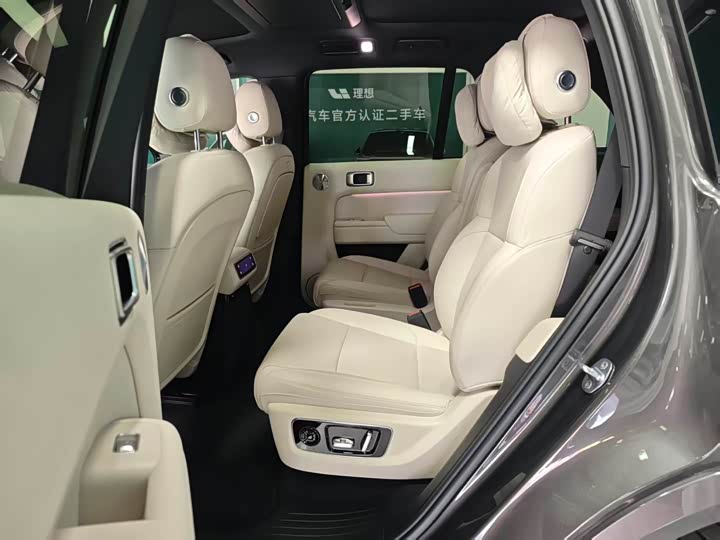 Фото 3 - LiXiang L8