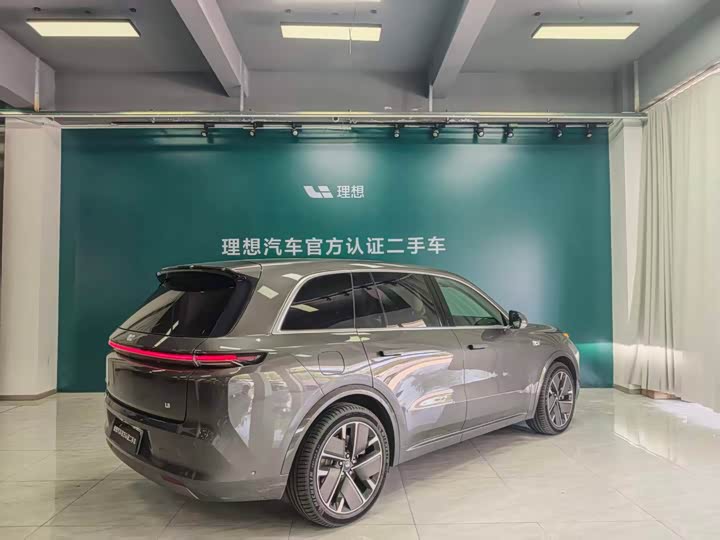 Фото 8 - LiXiang L8