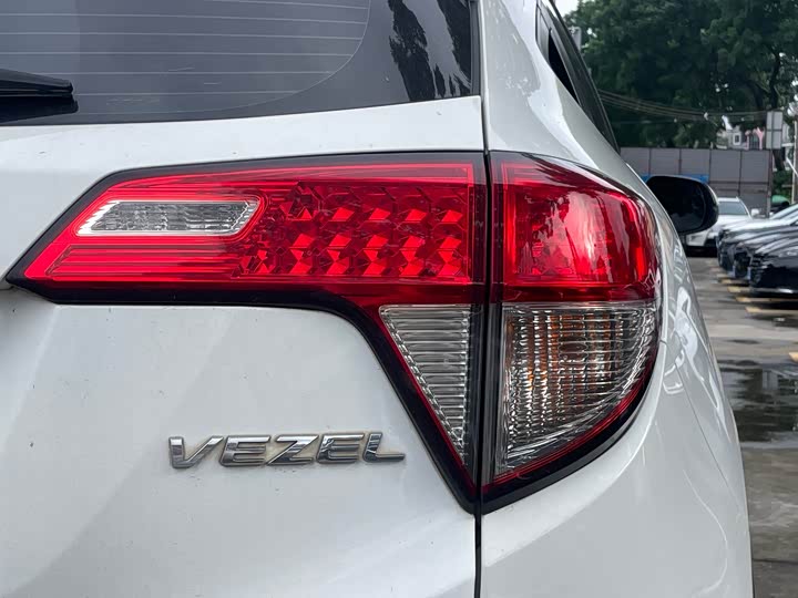 Zdjęcie 6 - Honda Vezel