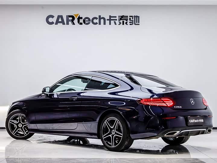 Фото 4 - Mercedes-Benz C-Class
