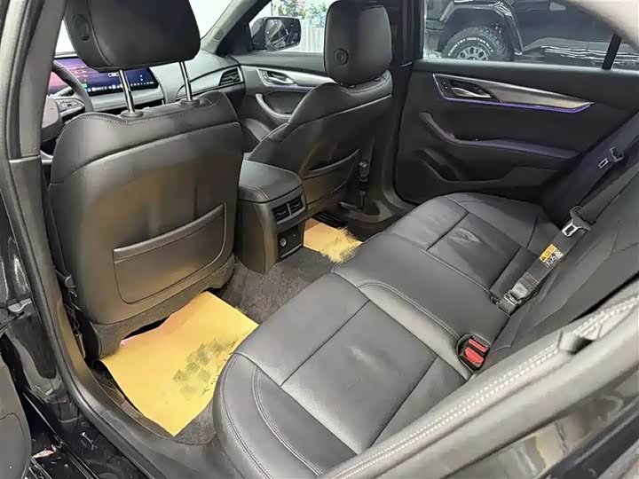 Cadillac CT5 2025 2025款 28T 城市运动版