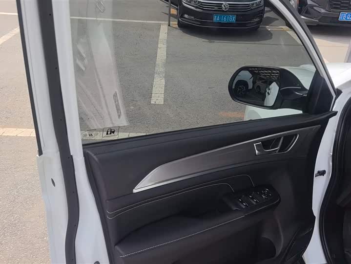 Haval M6 2023 2023款 PLUS 1.5T DCT豪华智联型