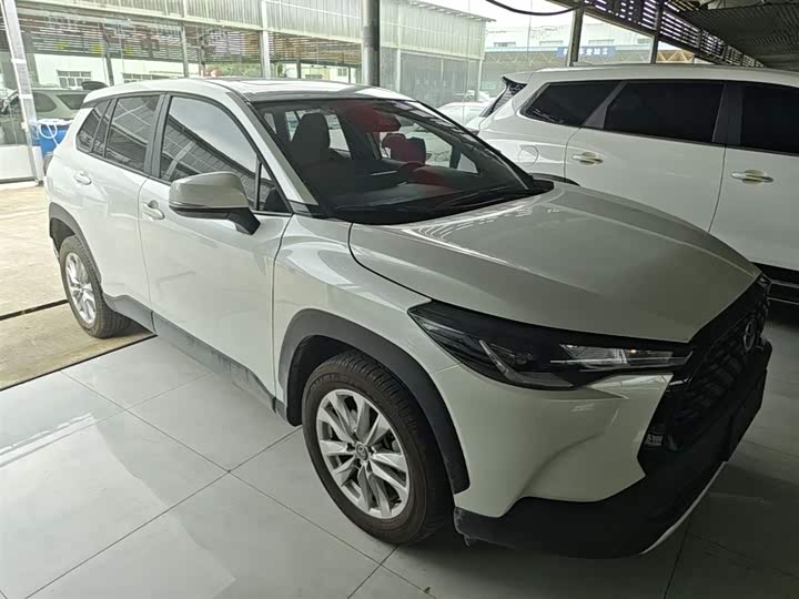 Фото 4 - Toyota Corolla Cross