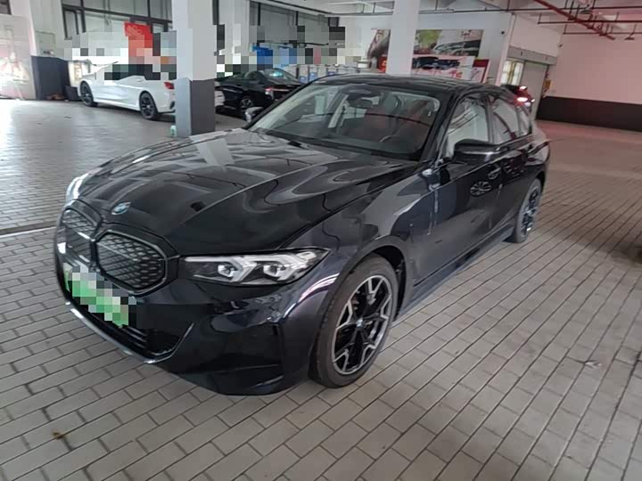 Фото 3 - BMW i3