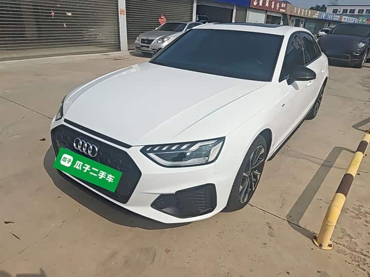 Фото 1 - Audi A4L