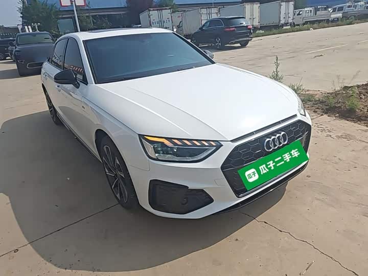 Фото 4 - Audi A4L