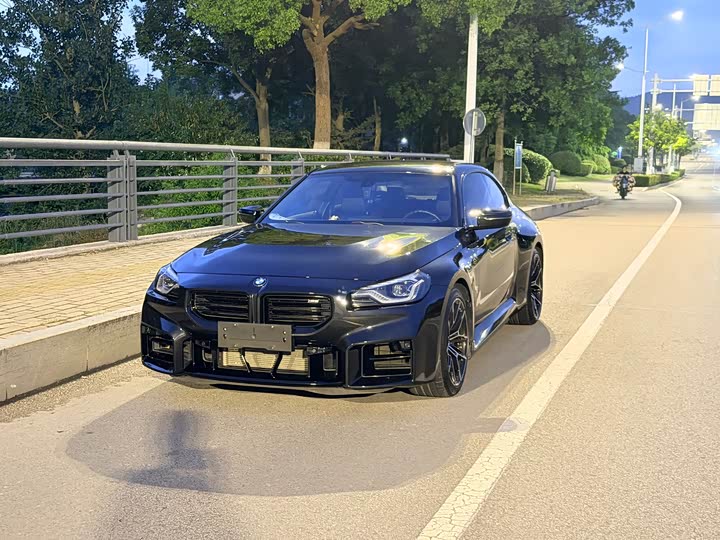 Photo 1 - BMW M2
