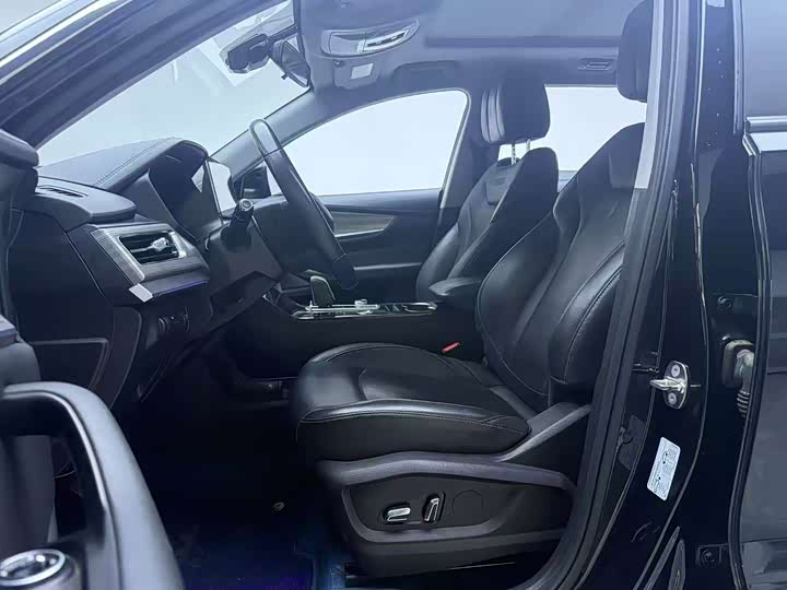 Фото 4 - Chery Tiggo 8