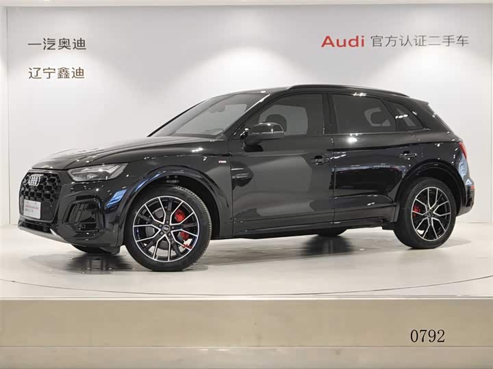 Фото 1 - Audi Q5L