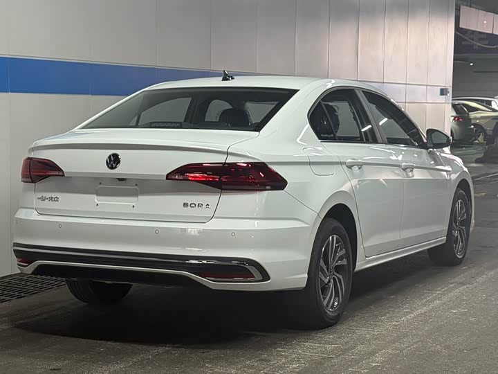 Volkswagen Bora 2025 2025款 200TSI DSG悦行导航版