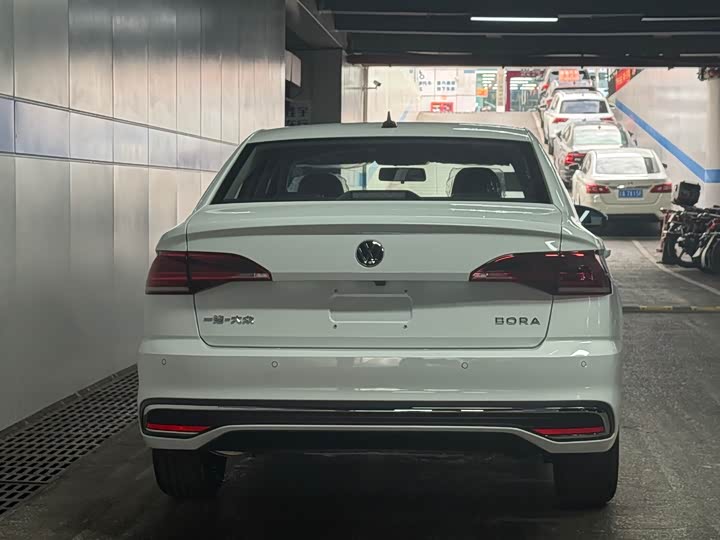 Volkswagen Bora 2025 2025款 200TSI DSG悦行导航版