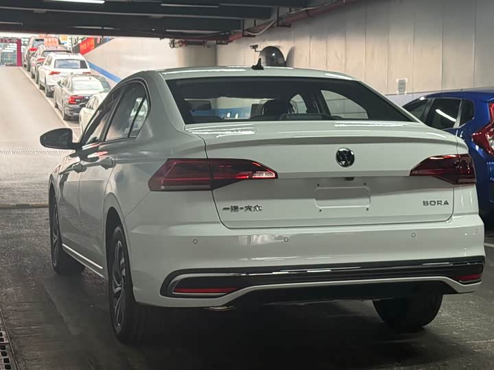 Volkswagen Bora 2025 2025款 200TSI DSG悦行导航版