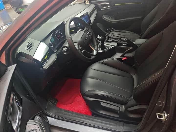 Roewe i5 2021 2021款 1.5L 手动钻石版