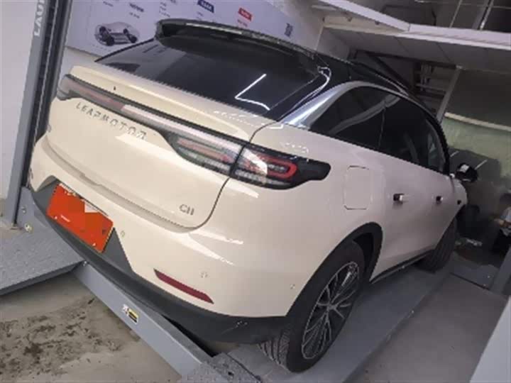 Leapmotor C11 2026 2026款 增程 300激光雷达智尊版