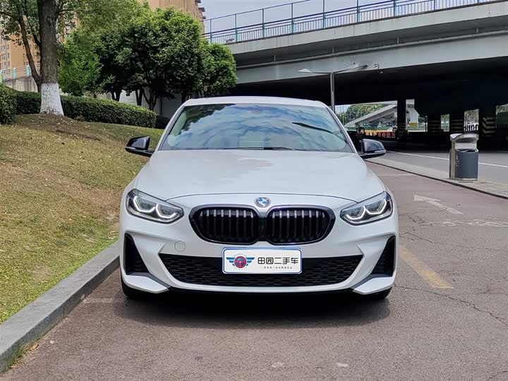 Фото 2 - BMW 1 Series