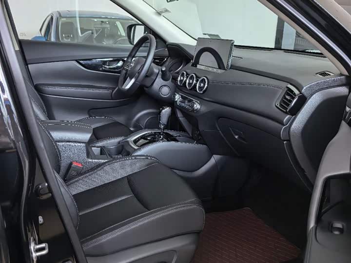 2025 Nissan X-Trail