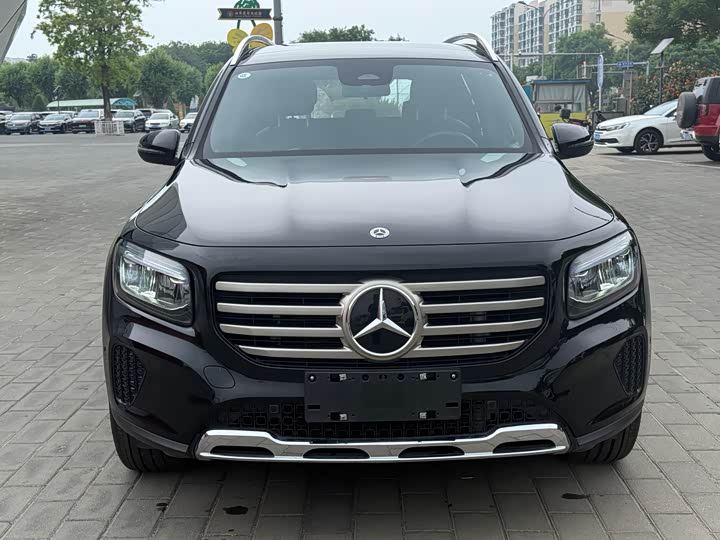 Фото 2 - Mercedes-Benz GLB-Class