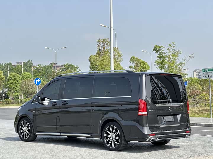 Mercedes-Benz V-Class 2021 2021款 V 260 L 长轴距豪华版
