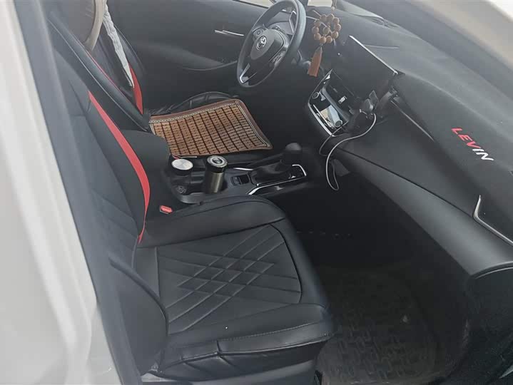 Toyota Levin 2024 2024款 智能电混双擎 1.8L 领先版