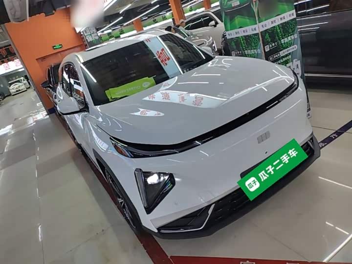 2025 Geely Galaxy L7