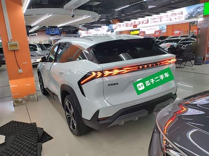 2025 Geely Galaxy L7