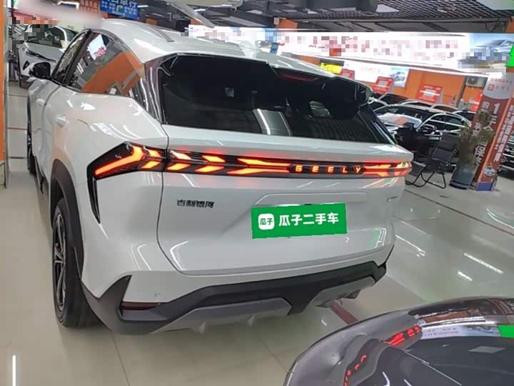 Geely Galaxy L7 2025 2025款 EM-i 115km 探索+版