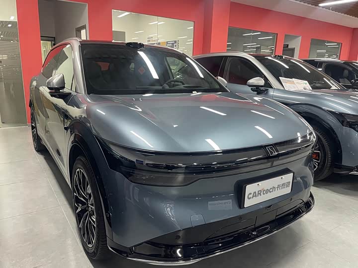 Zeekr 7X 2025 2025款 75kWh 后驱智驾版
