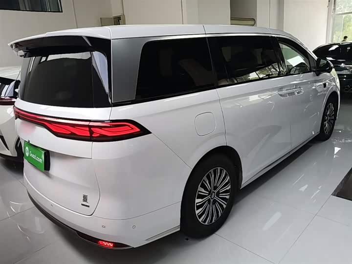 BYD Xia 2025 2025款 DM-i 1.5T 180km 超越型