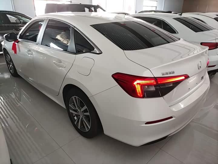 صورة 5 - Honda Civic