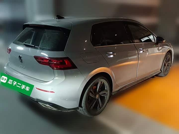 Фото 5 - Volkswagen Golf