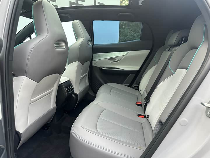Changan UNI-T 2023 2023款 第二代 1.5T 尊贵型