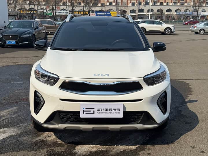Kia KX1 2021 2021款 1.4L CVT趣享天窗款