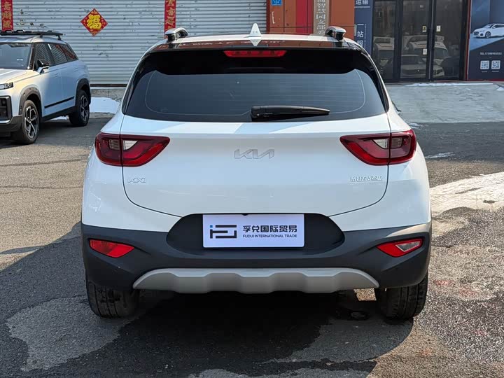Kia KX1 2021 2021款 1.4L CVT趣享天窗款