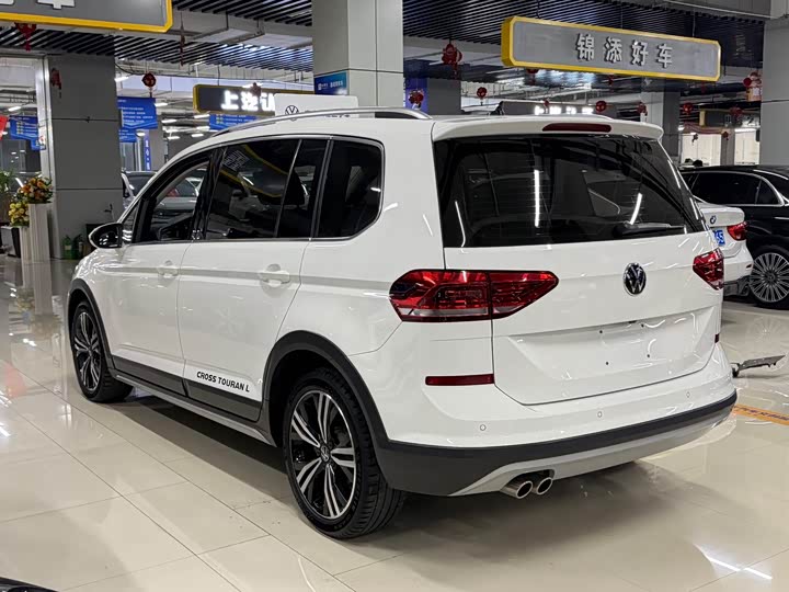 Volkswagen Touran L 2021 2021款 途安L 280TSI DSG拓界版 6座