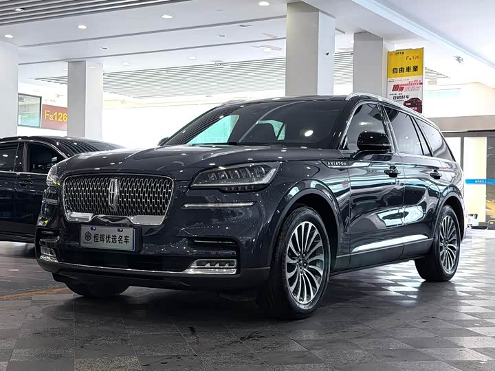 Zdjęcie 1 - Lincoln Aviator
