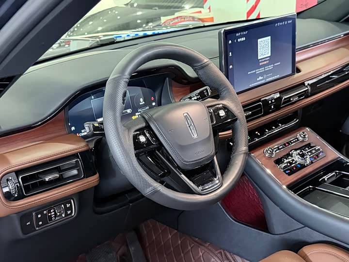 Zdjęcie 5 - Lincoln Aviator