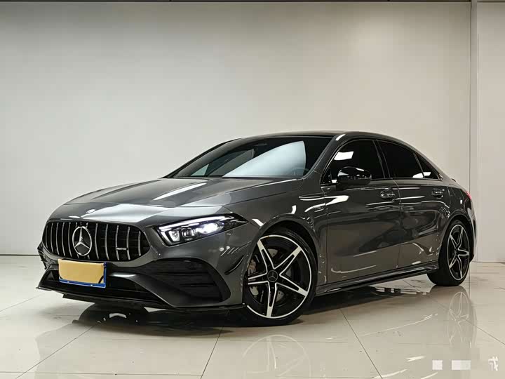 صورة 1 - Mercedes-Benz A-Class AMG
